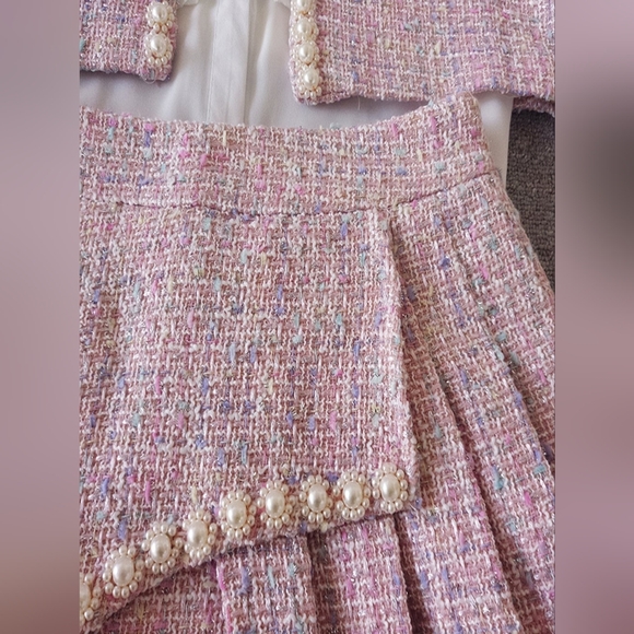 Set Chanelish Le Rose Pink Tweed Jacket And Skirt - Picture 14 of 16